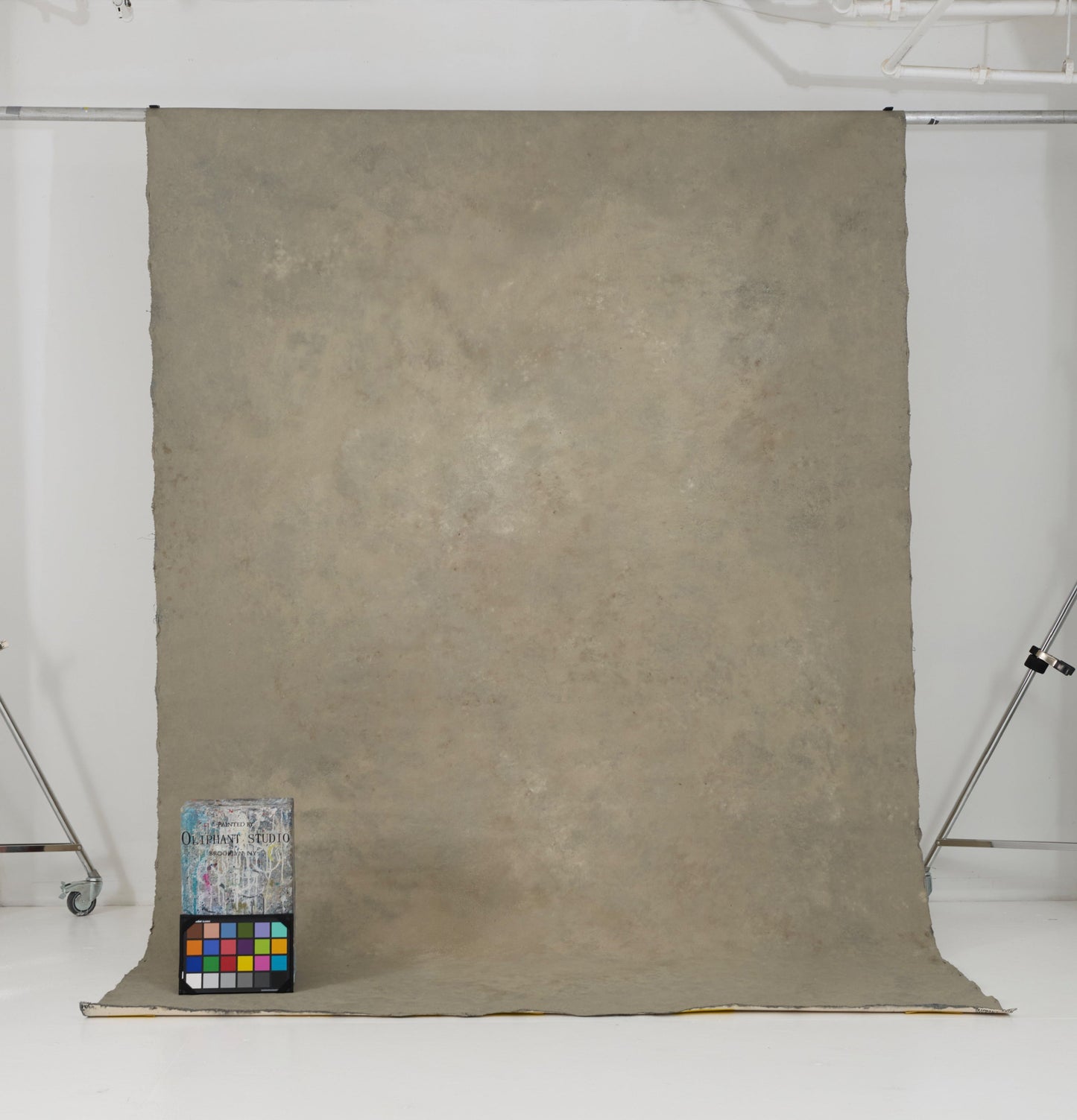 S-835 (7'11" x 11'9")